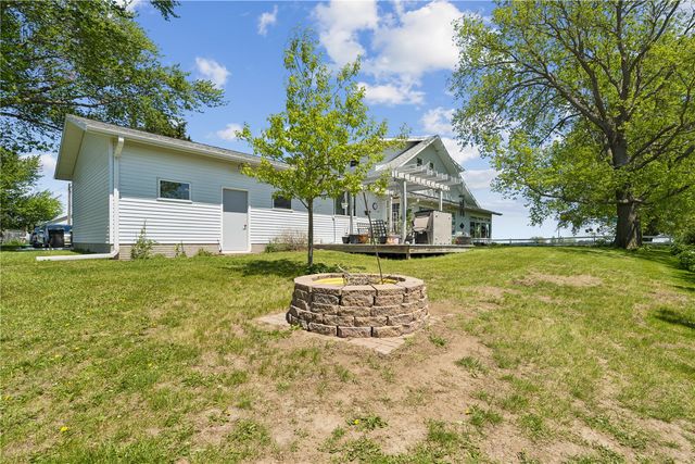 3350 C Ave Extension, Marion, IA 52302
