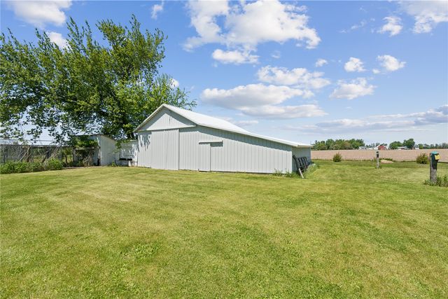 3350 C Ave Extension, Marion, IA 52302