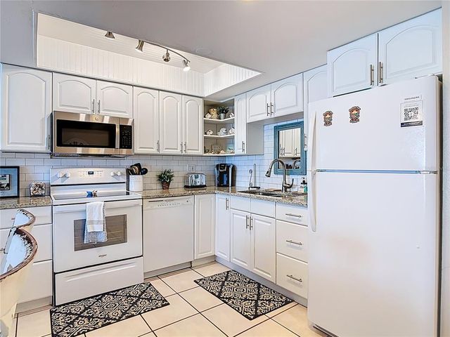 4849 SAXON DRIVE A204, New Smyrna Beach, FL 32169