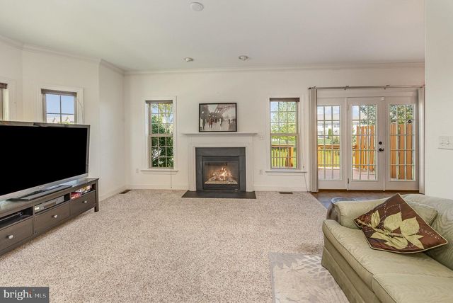 1901 ROXBURY CT, Mechanicsburg, PA 17055