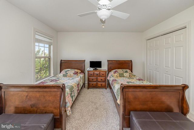 1901 ROXBURY CT, Mechanicsburg, PA 17055