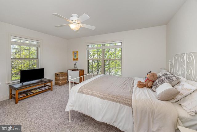 1901 ROXBURY CT, Mechanicsburg, PA 17055