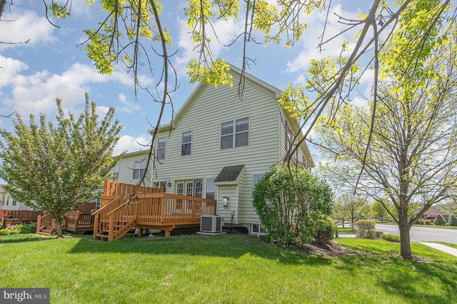 1901 ROXBURY CT, Mechanicsburg, PA 17055