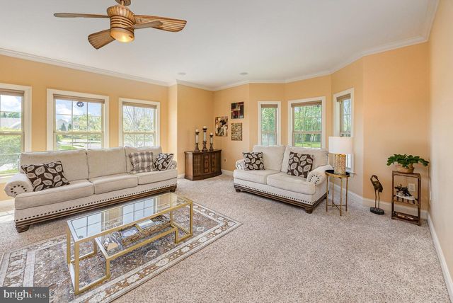 1901 ROXBURY CT, Mechanicsburg, PA 17055