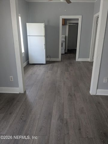 1911 W 3RD Street, Jacksonville, FL 32209