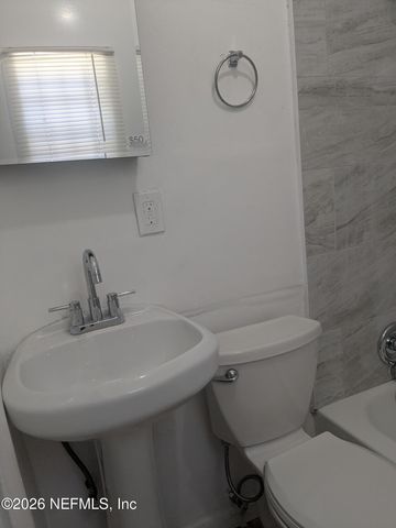 1911 W 3RD Street, Jacksonville, FL 32209