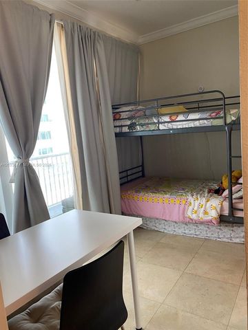 5401 Collins Avenue 339, Miami Beach, FL 33140