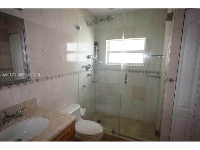 5401 Collins Avenue 339, Miami Beach, FL 33140