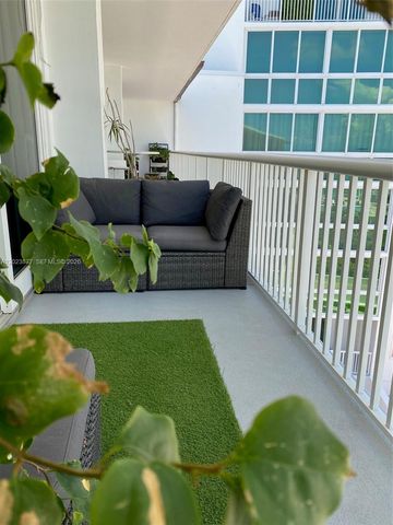 5401 Collins Avenue 339, Miami Beach, FL 33140