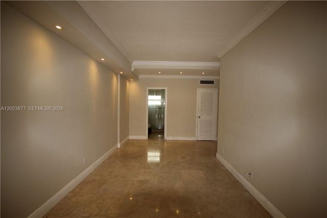 5401 Collins Avenue 339, Miami Beach, FL 33140