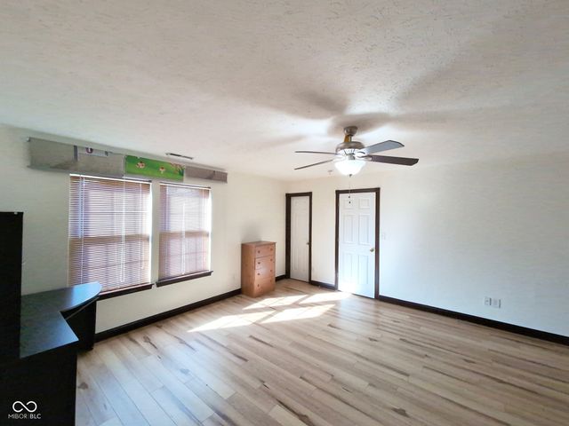 3310 Gainesville Court, Indianapolis, IN 46227