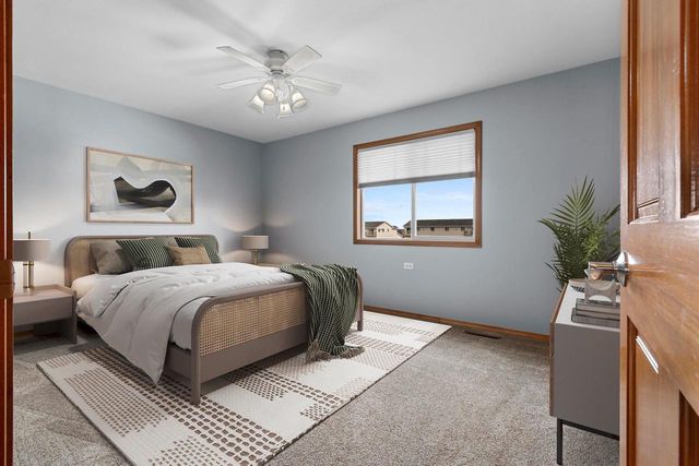 2191 TRAILSIDE LANE, De Pere, WI 54115