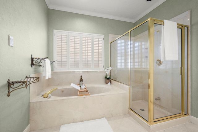 5702 Glen Pines Drive, Houston, TX 77069