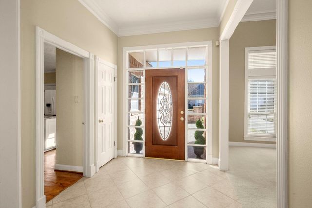 5702 Glen Pines Drive, Houston, TX 77069