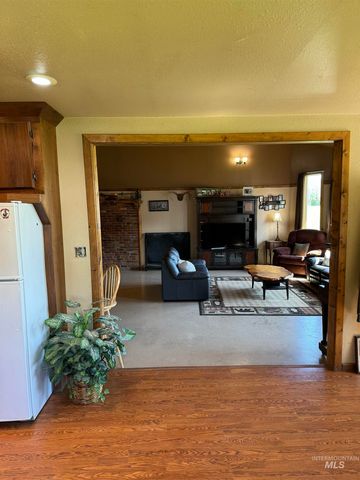 2248 Glenwood Road, Kamiah, ID 83536