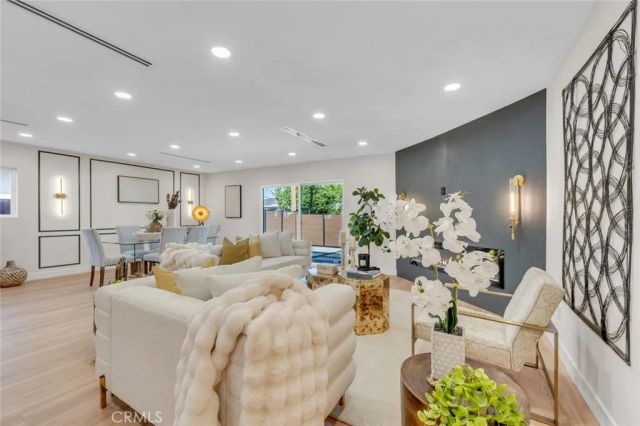 8848 Gerald Avenue, North Hills, CA 91343