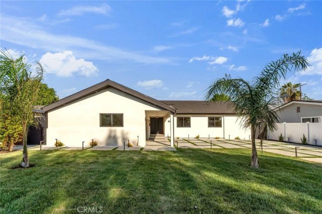 8848 Gerald Avenue, North Hills, CA 91343