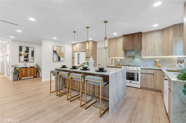 8848 Gerald Avenue, North Hills, CA 91343