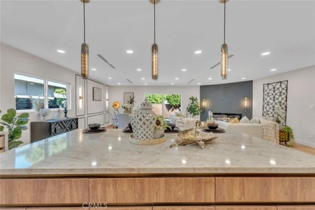 8848 Gerald Avenue, North Hills, CA 91343