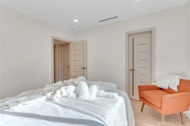 8848 Gerald Avenue, North Hills, CA 91343