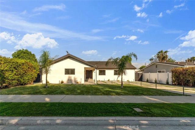 8848 Gerald Avenue, North Hills, CA 91343
