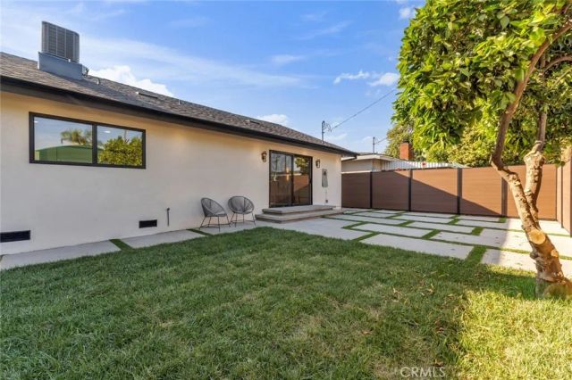 8848 Gerald Avenue, North Hills, CA 91343
