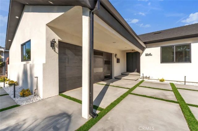 8848 Gerald Avenue, North Hills, CA 91343