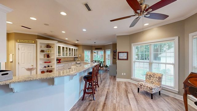 201 Bent Oak Drive, Dothan, AL 36303