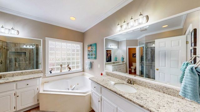 201 Bent Oak Drive, Dothan, AL 36303
