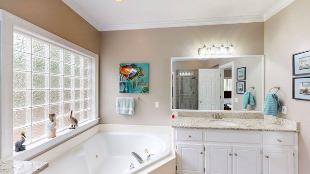 201 Bent Oak Drive, Dothan, AL 36303