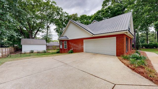 201 Bent Oak Drive, Dothan, AL 36303