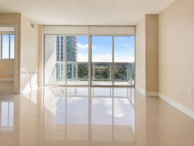 1861 S River Drive 1504, Miami, FL 33125