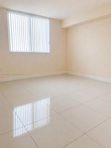 1861 S River Drive 1504, Miami, FL 33125