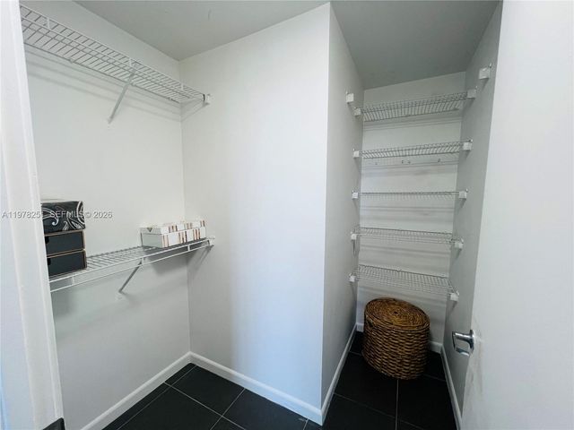 3301 NE 1st Ave M0405, Miami, FL 33137