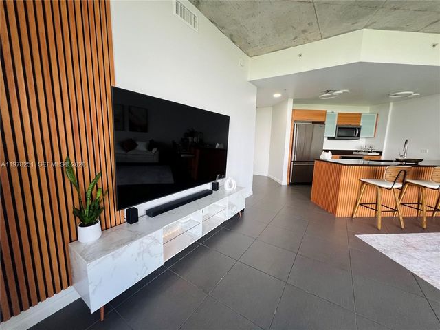 3301 NE 1st Ave M0405, Miami, FL 33137