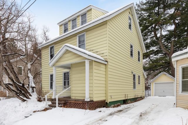 31 Latham Court, Burlington, VT 05401