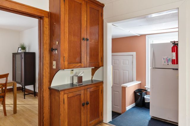 31 Latham Court, Burlington, VT 05401