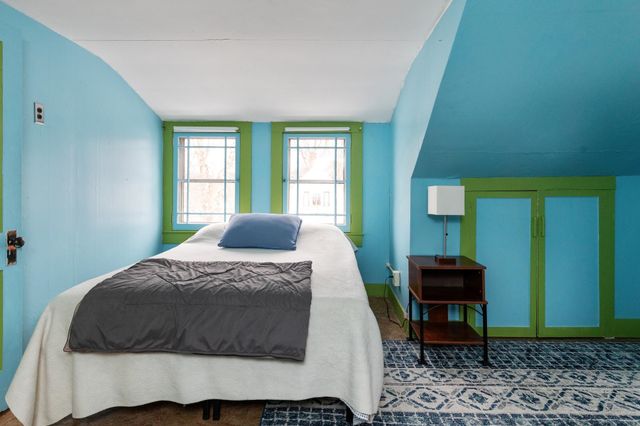 31 Latham Court, Burlington, VT 05401