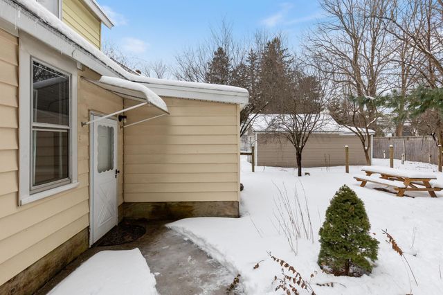 31 Latham Court, Burlington, VT 05401