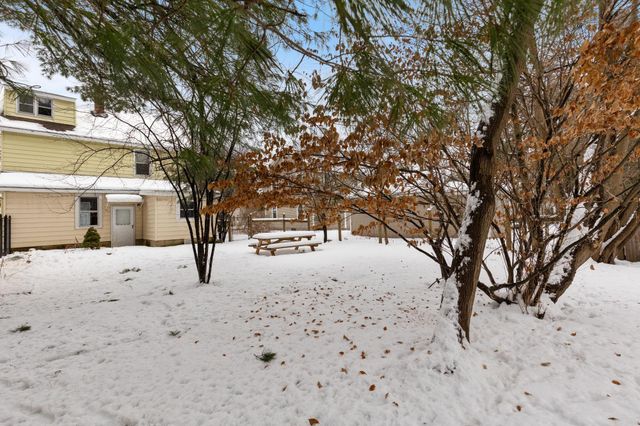 31 Latham Court, Burlington, VT 05401