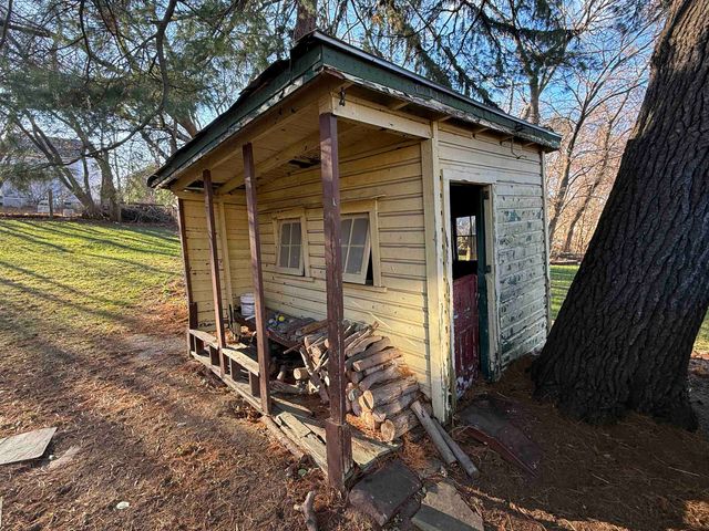 31 Latham Court, Burlington, VT 05401