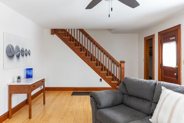 31 Latham Court, Burlington, VT 05401