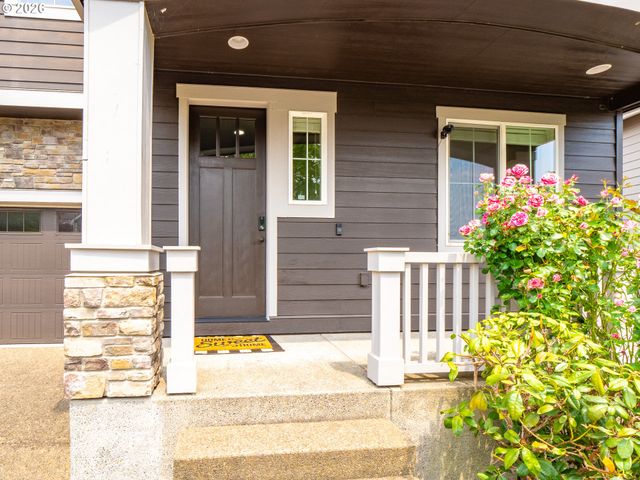 5818 Nw BANNISTER Dr, Portland, OR 97229