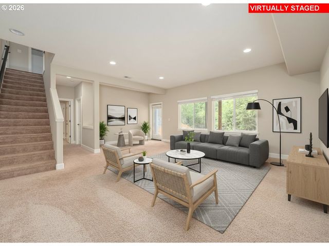 5818 Nw BANNISTER Dr, Portland, OR 97229