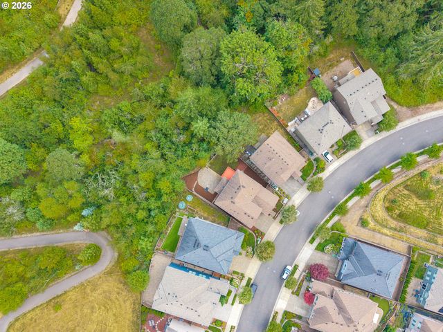 5818 Nw BANNISTER Dr, Portland, OR 97229