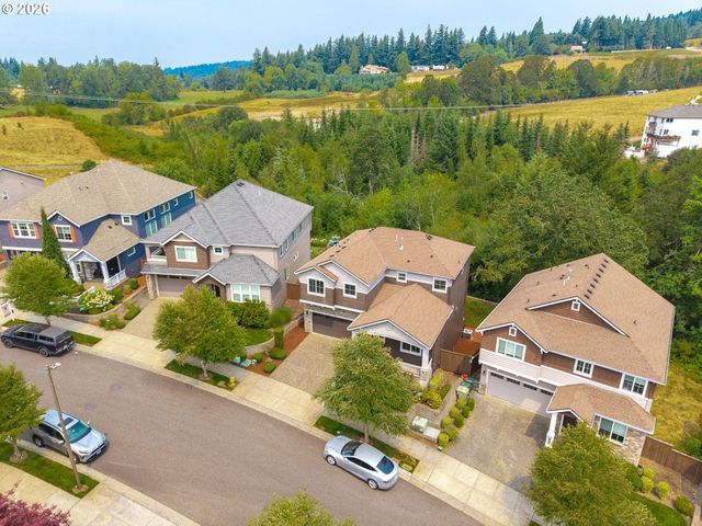 5818 Nw BANNISTER Dr, Portland, OR 97229