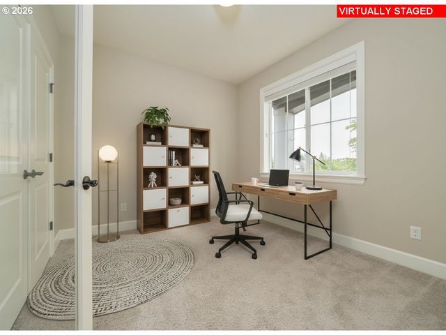 5818 Nw BANNISTER Dr, Portland, OR 97229