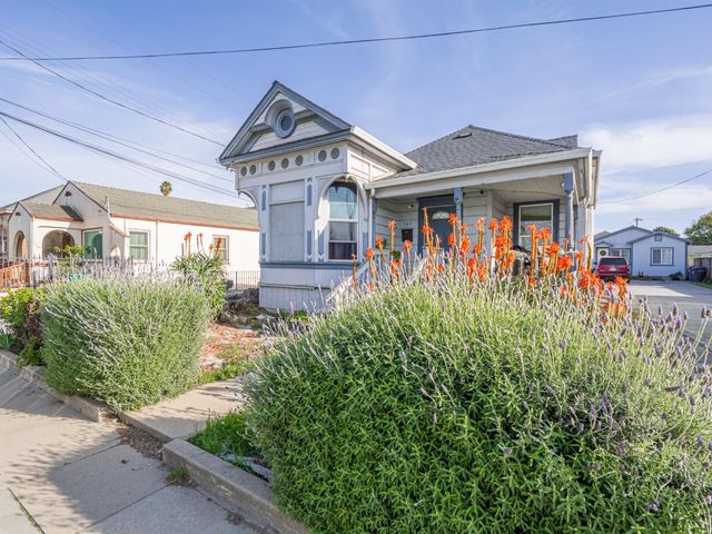 140 E Riverside Drive, Watsonville, CA 95076