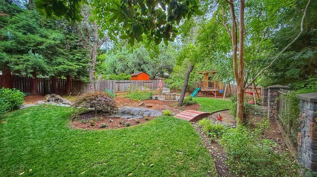 12500 Montalvo Ct, Auburn, CA 95603