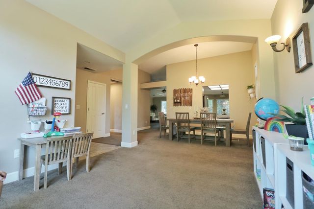 12500 Montalvo Ct, Auburn, CA 95603